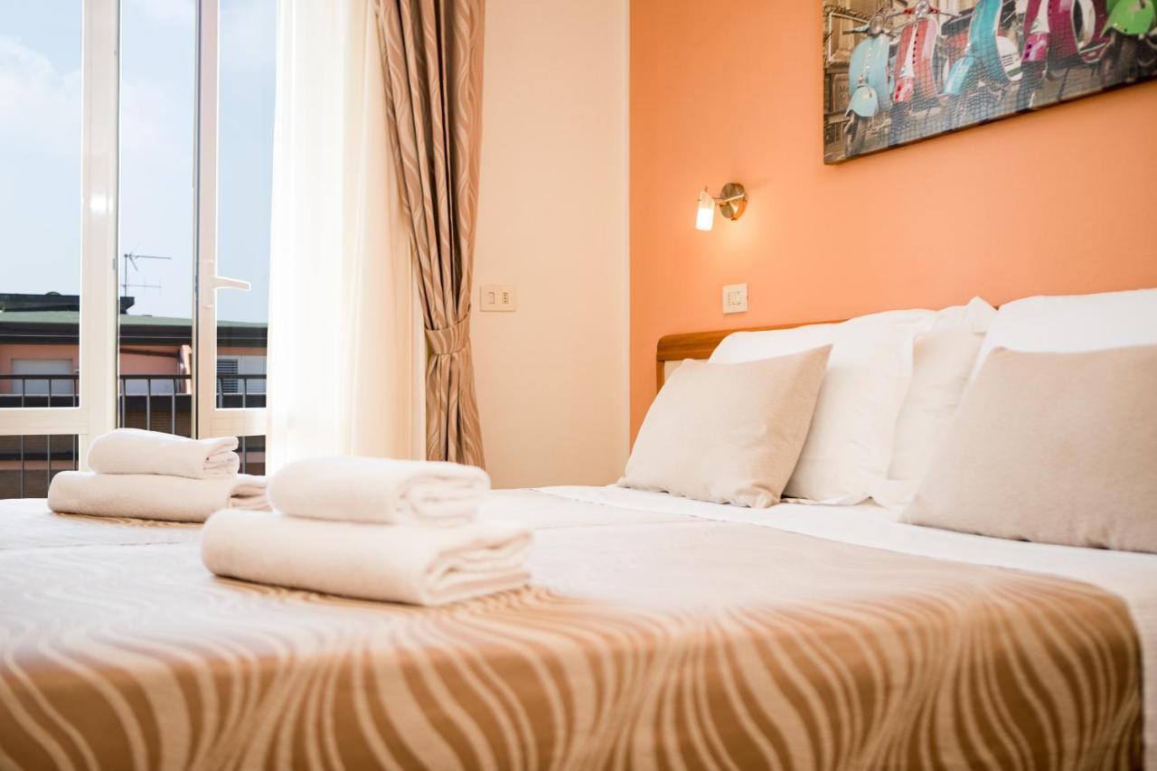 Unique Hotel チェゼナーティコ エクステリア 写真