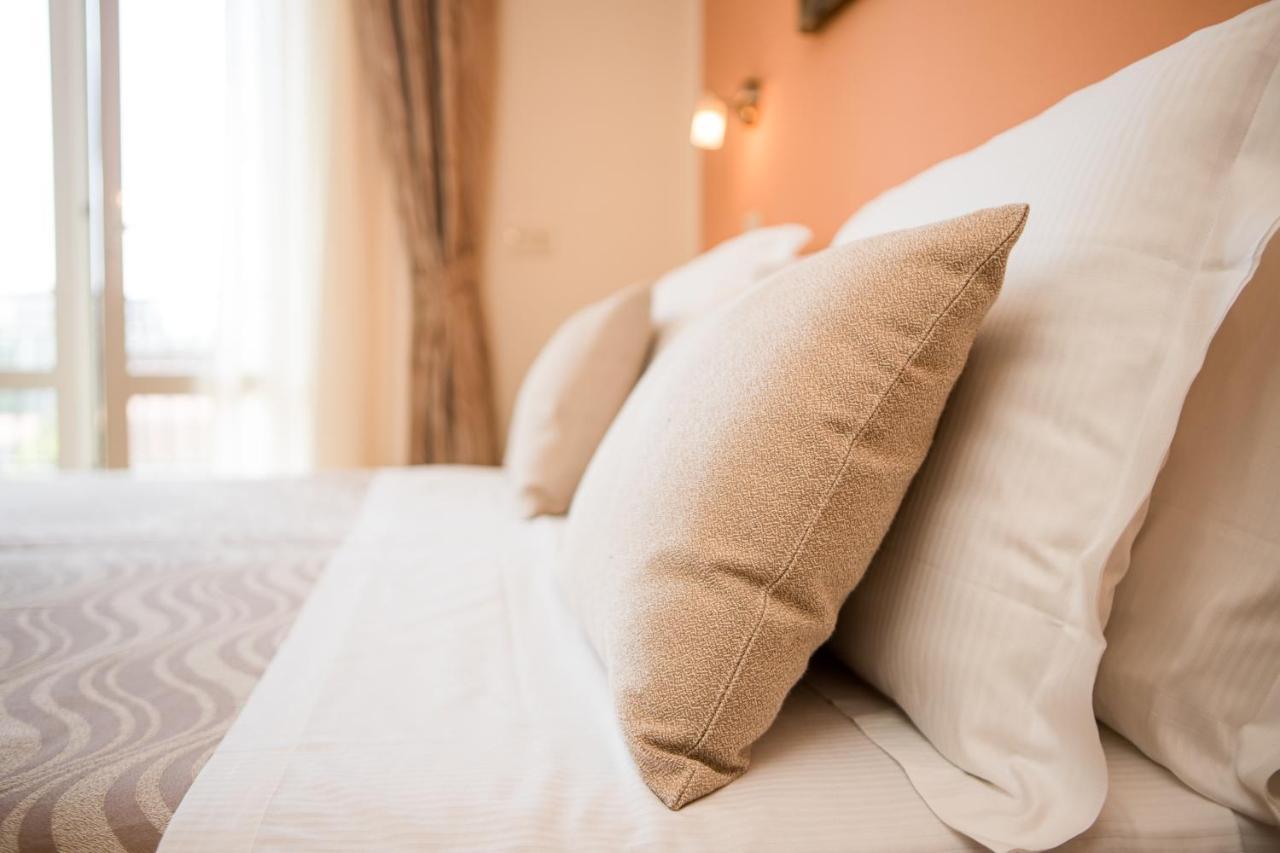 Unique Hotel チェゼナーティコ エクステリア 写真